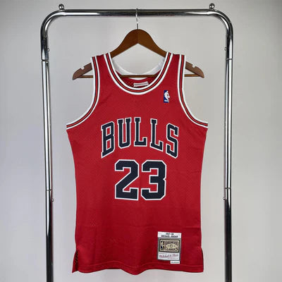 Michael Jordan 1997-98 Chicago Bulls Retro Jersey – Red (Mitchell & Ness)